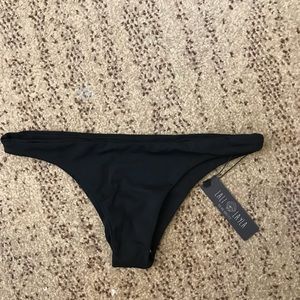 Lali and Layla black bikini bottoms size small