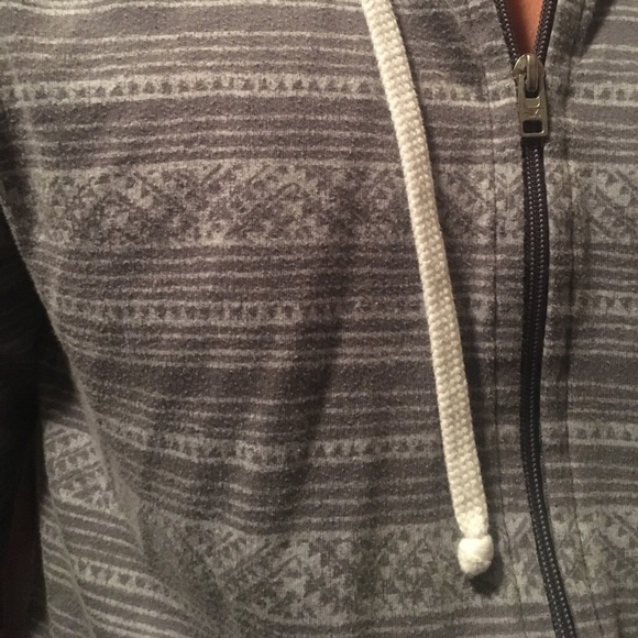 Gray Tribal Print Jacket - Picture 3 of 3