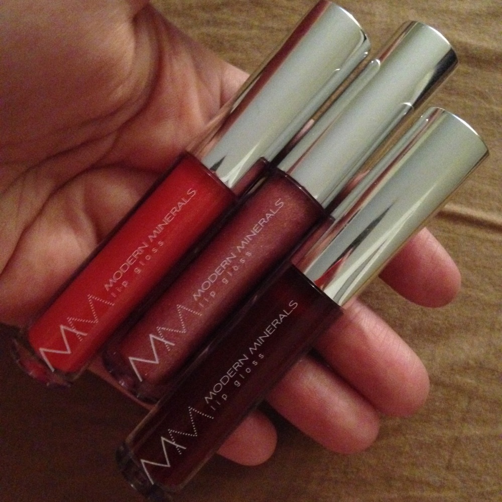 Modern Minerals Emotive LotusWei Infused Lip Gloss