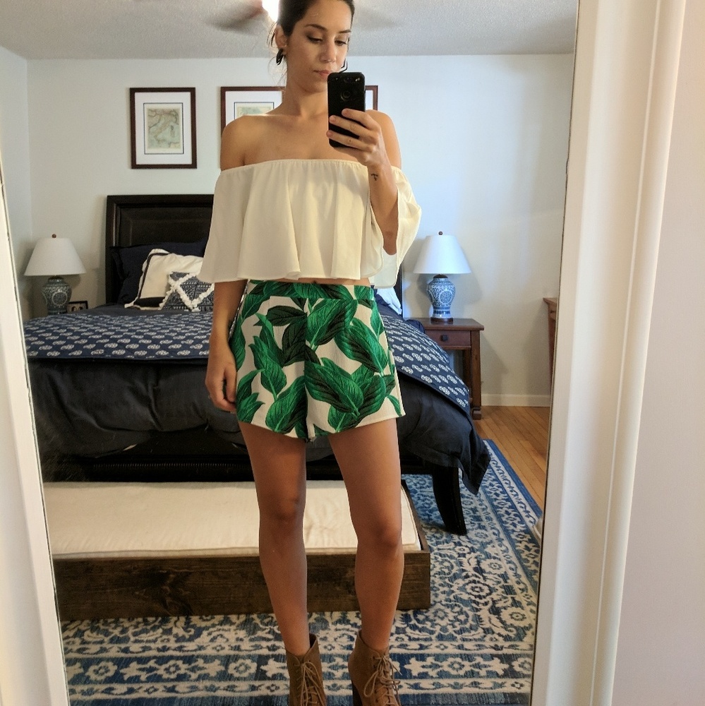 Show me your mumu palm print shorts