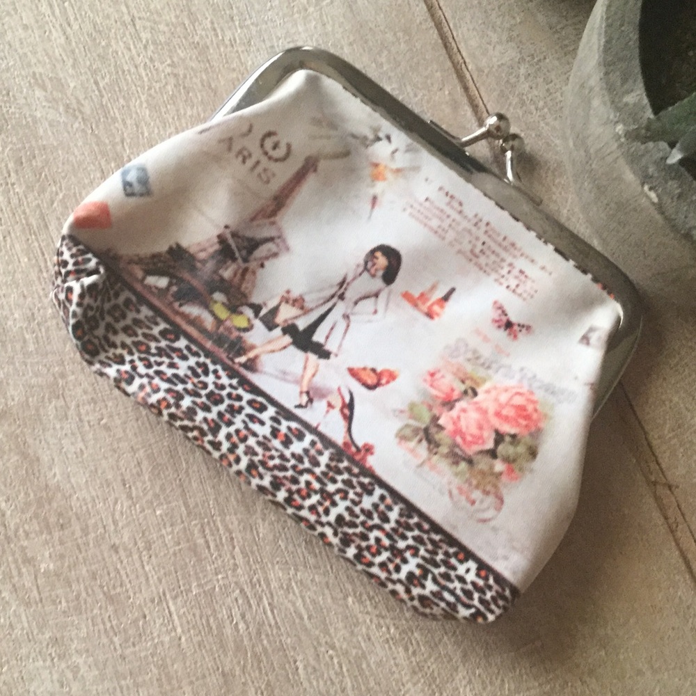 ball clip classic Paris purse 👛