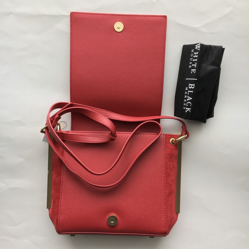 Red suede crossbody bag - Picture 4 of 5