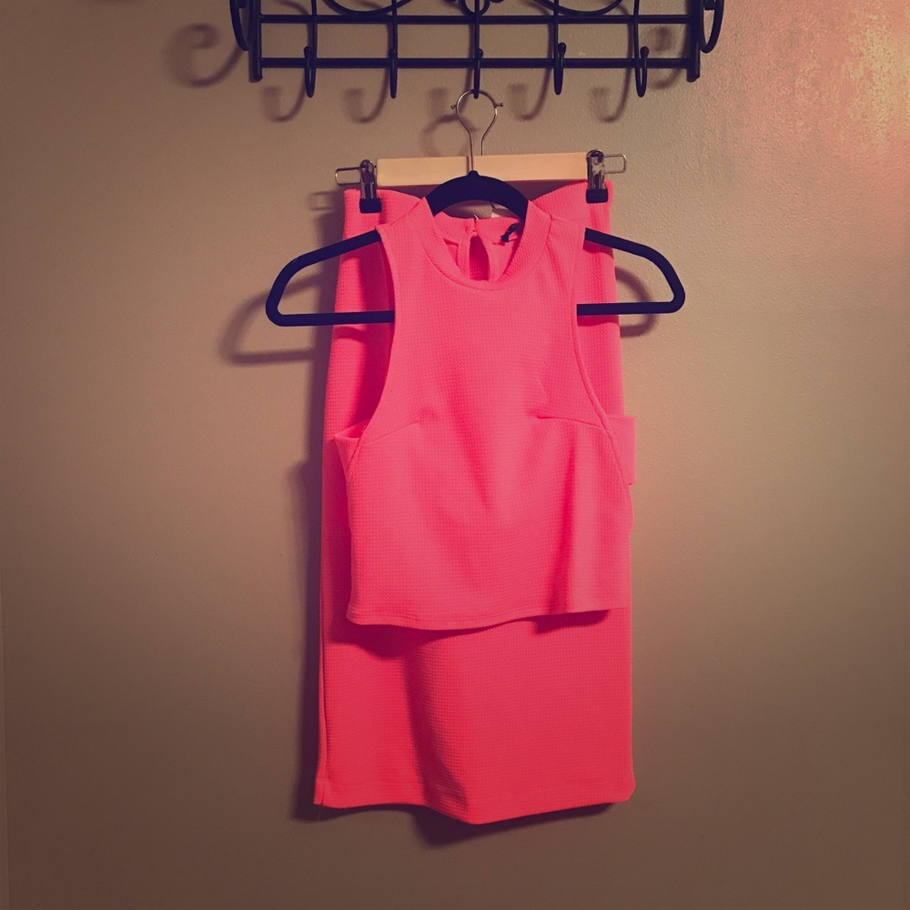 Hot pink 2 piece crop top and skirt!