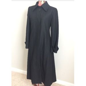 🦋SALE Harve Benard long soft wool  coat.