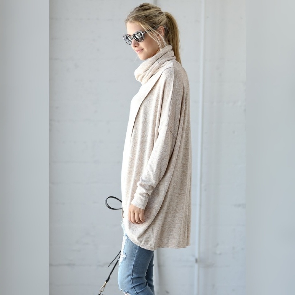 SOLD OUT • Brooklyn Tunic - Picture 3 of 4