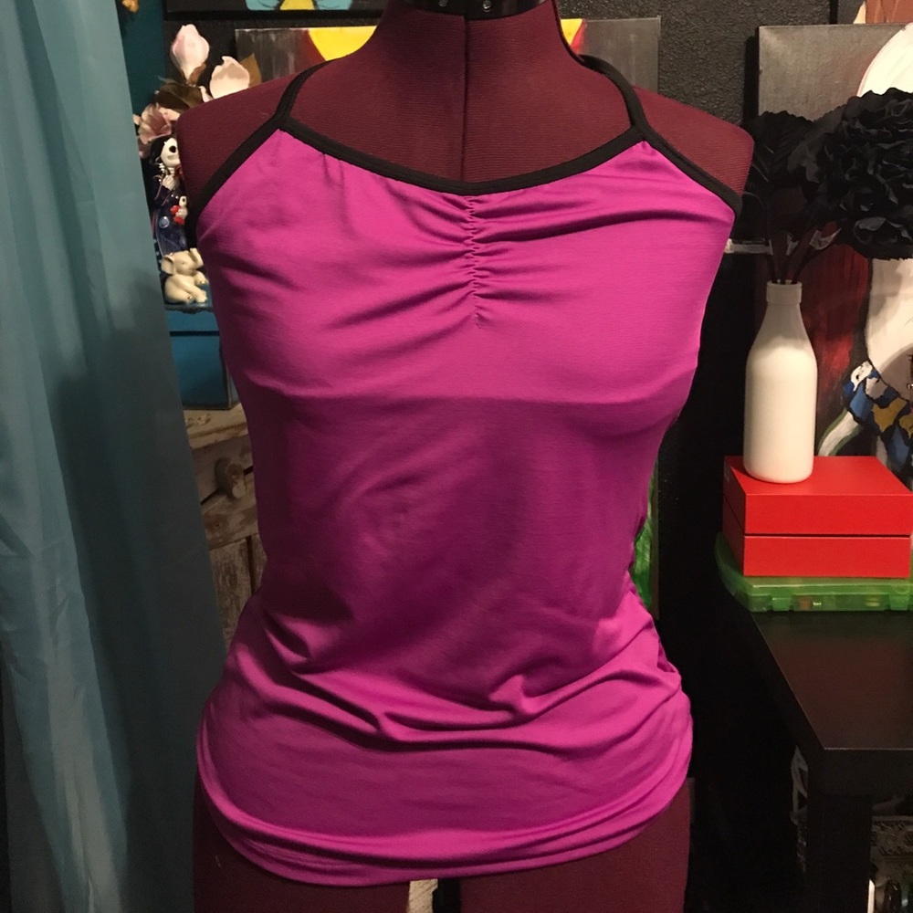 Avila workout shirt