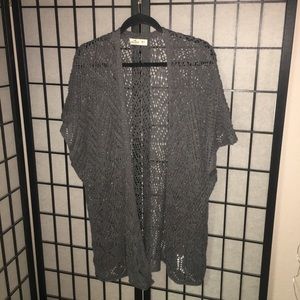 HOLLISTER Gray Crochet Kimono