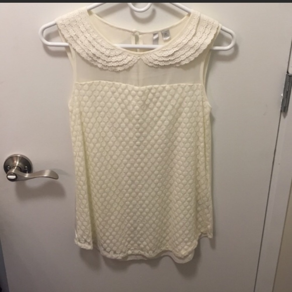 LC Lauren Conrad Peter Pan Collar Blouse