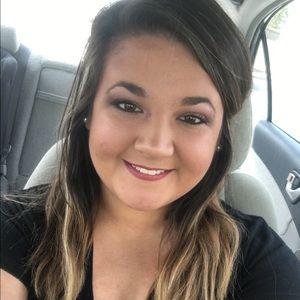 Meet your Posher, Jenna