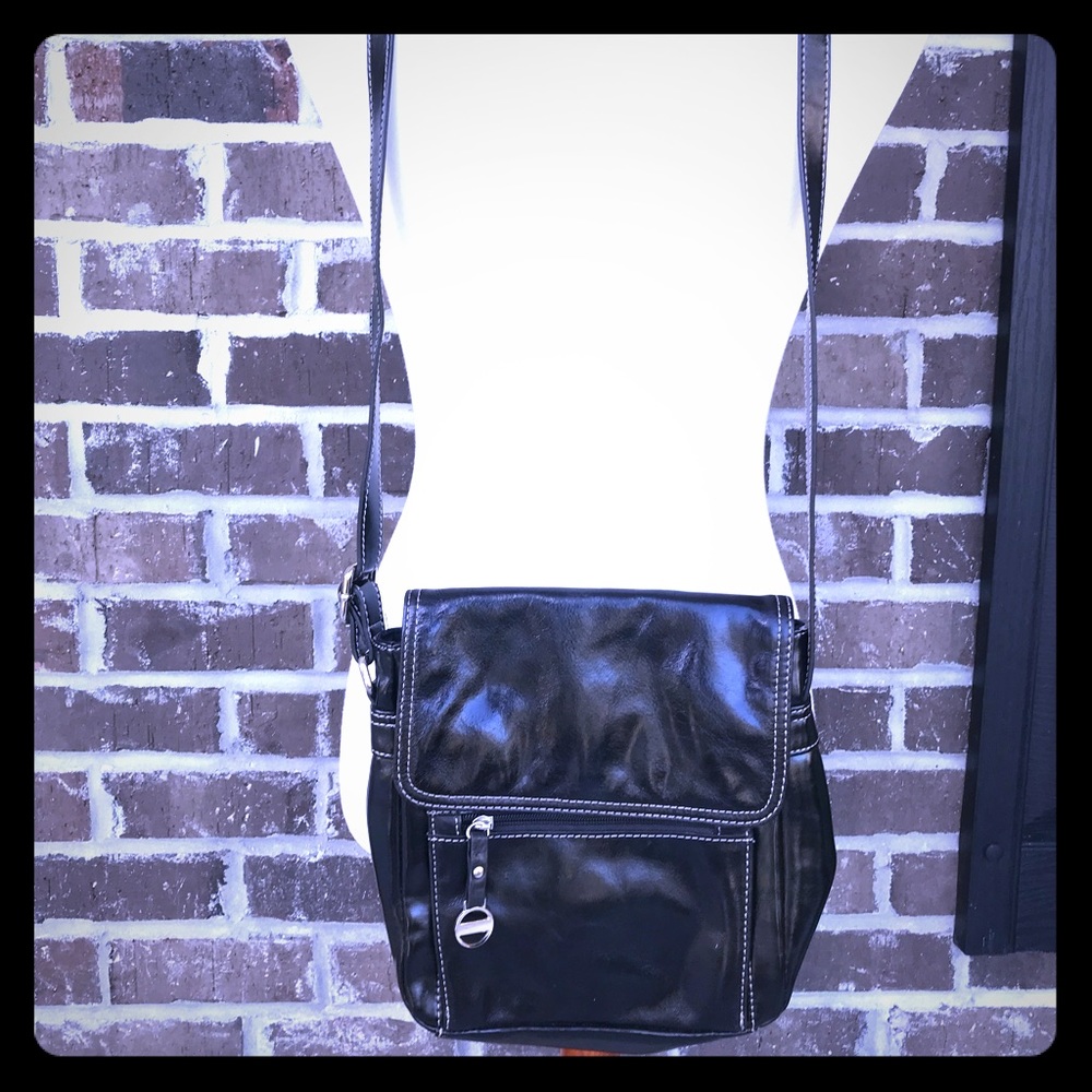 Aurielle crossbody, black leather