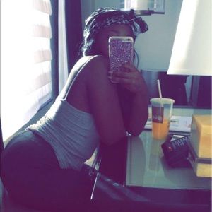 Meet your Posher, Nakia