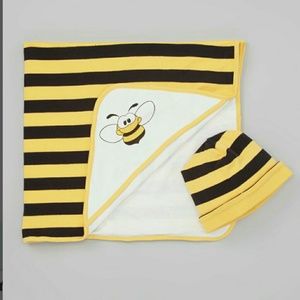 NWT Bee Bodysuit, Beanie, & Stroller Blanket
