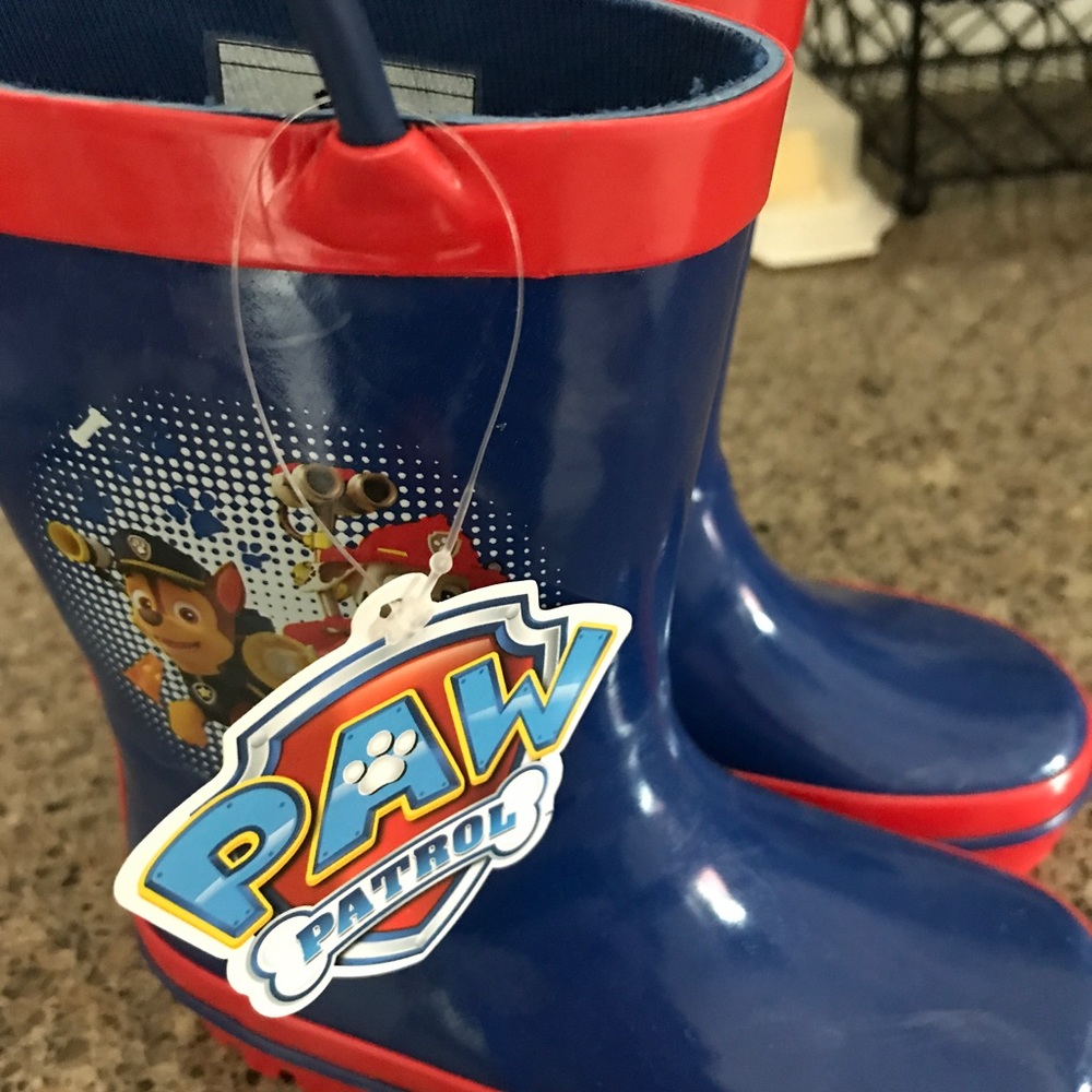 Toddler size 8 boots