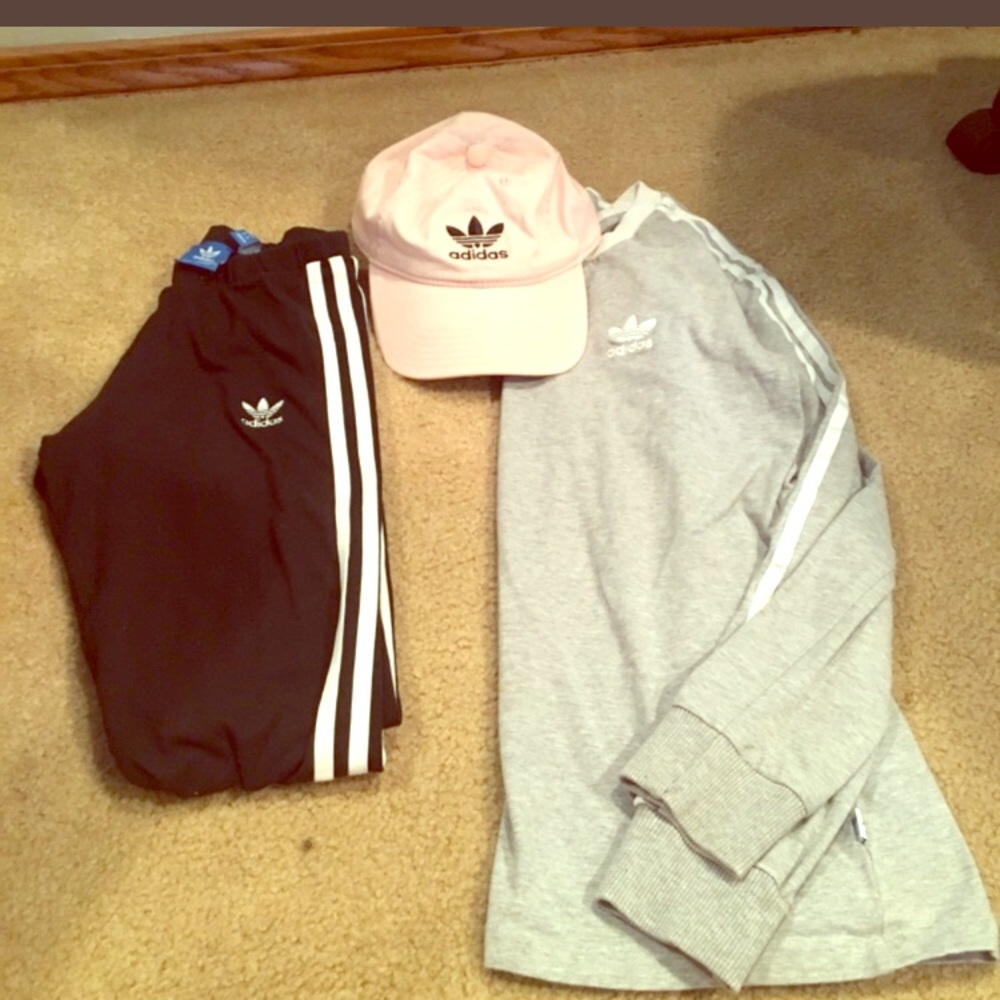 Super cute adidas outfit w/ hat.🙃