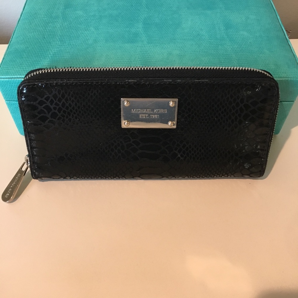 Michael Kors wallet