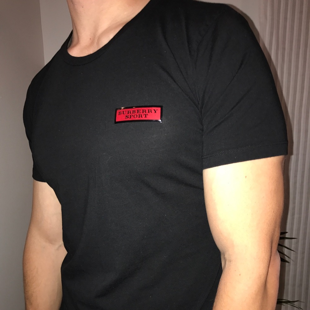 Burberry Sport Black T-Shirt in Medium