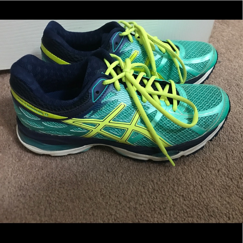 ASICS Tennis Shoes