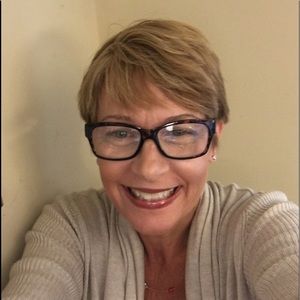 Meet your Posher, Linda