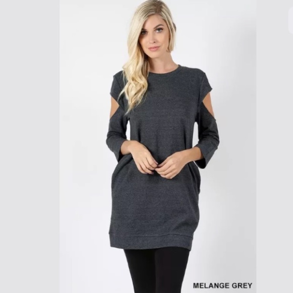 CLEARANCE Gray Oversized Cut Out 3/4 Sleeve Sweatshirt