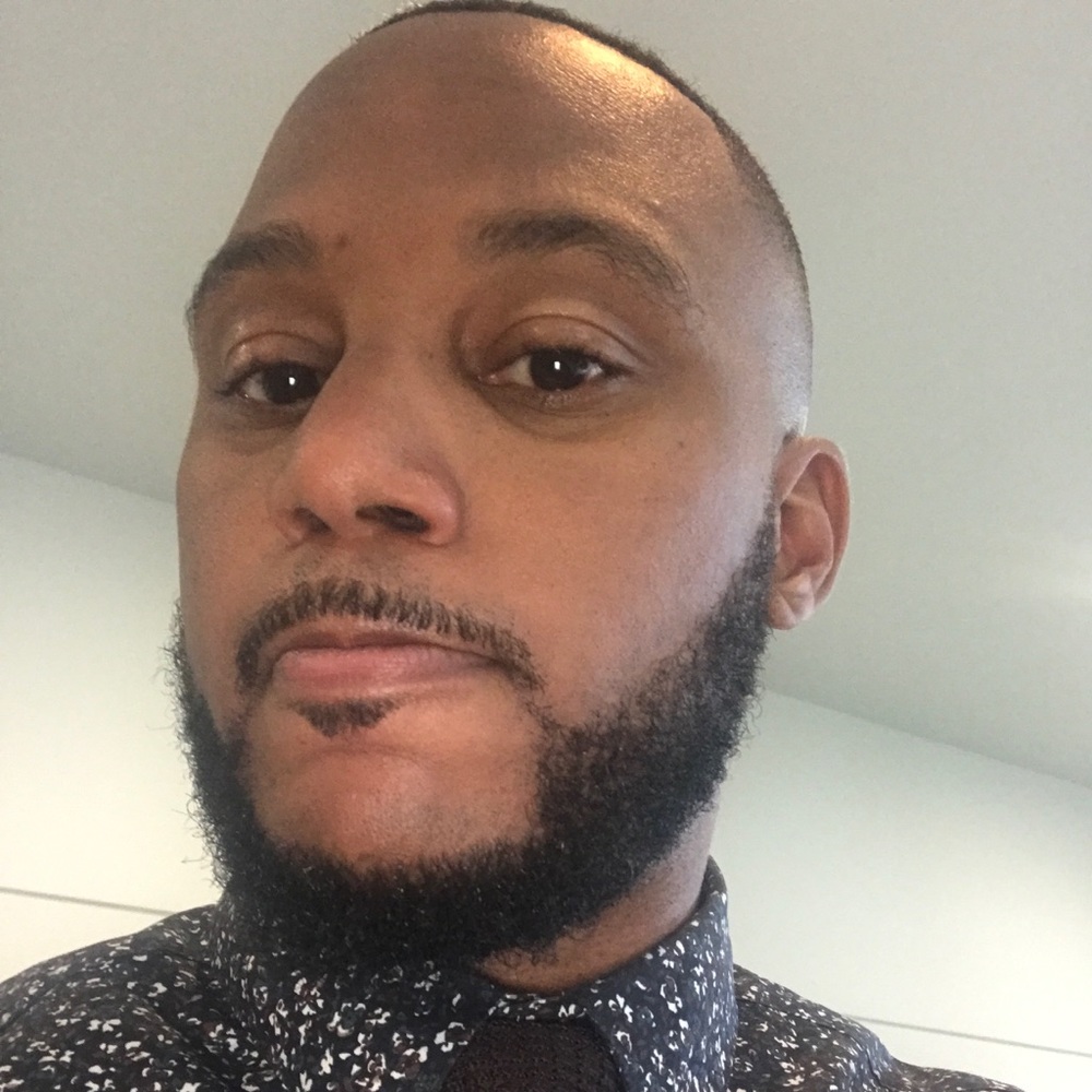 Meet your Posher, Corey