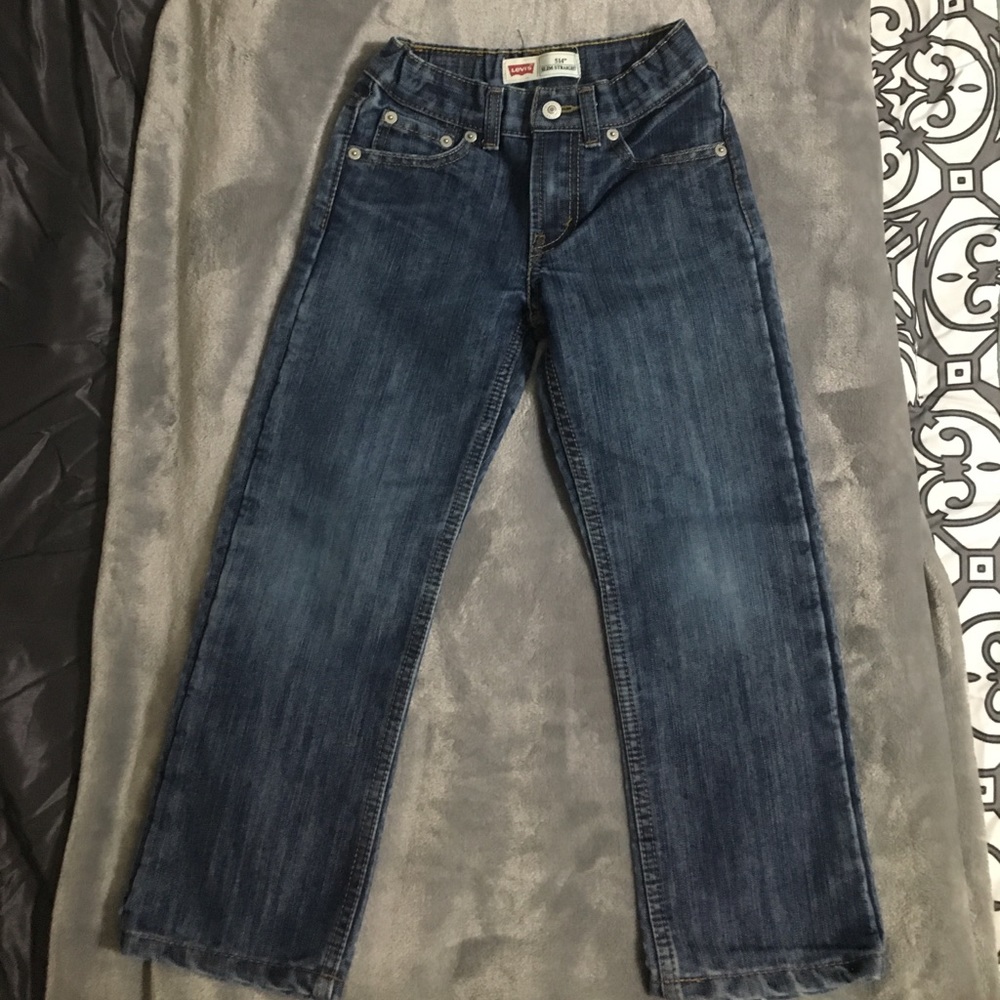 Boys size 6 Reg Levi jeans