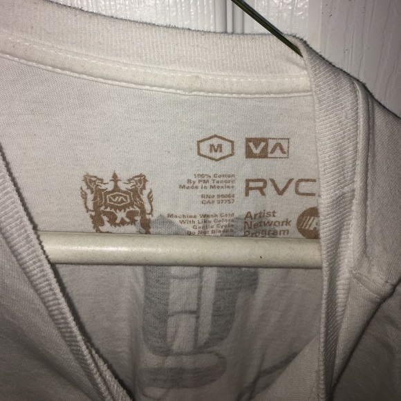 RVCA shirt - Picture 2 of 3