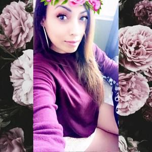 Meet your Posher, Elizabeth