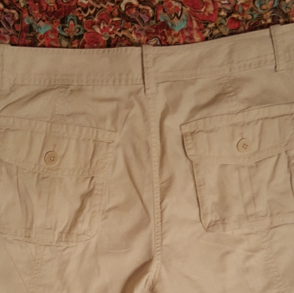 Ann Taylor Loft Khaki Capris - Picture 3 of 4