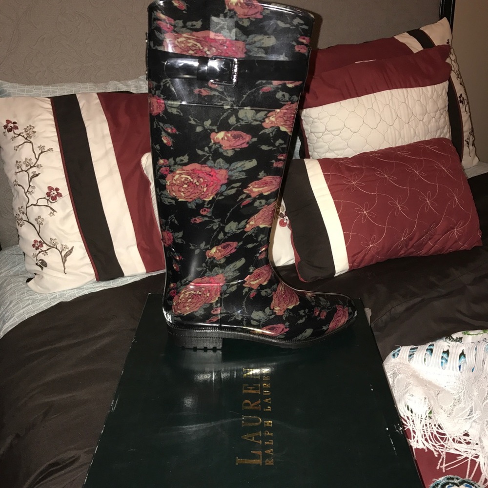 Ralph Lauren Rainboots!