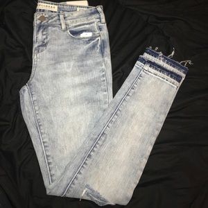 Bullhead Denim Co. Mid Rise Skinniest Ankle Jeans
