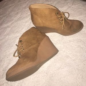 NWOT cognac booties 7