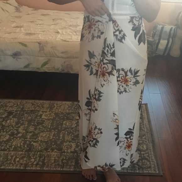 New Boho Floral Dress. Sz Small - Picture 5 of 8