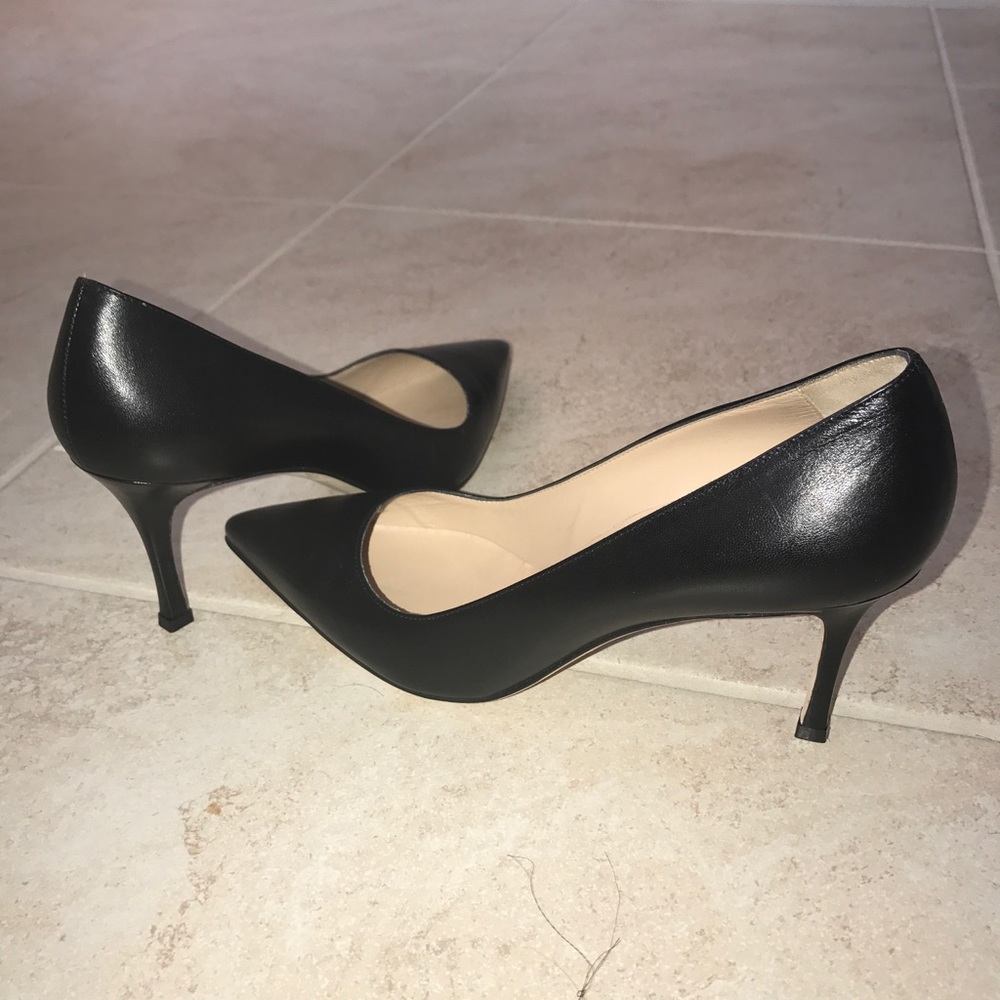 Malono Blahnik black high heel pump