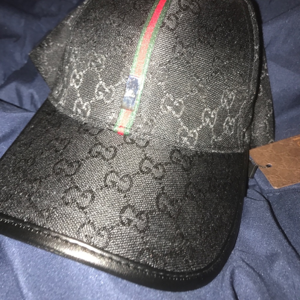 Gucci hat new with tags