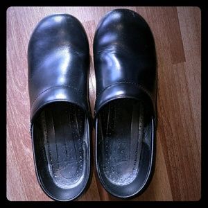 Dansko Nurse/Health Care Shoes Sz 41/10