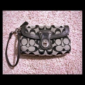 Authentic Coach Wristlet
