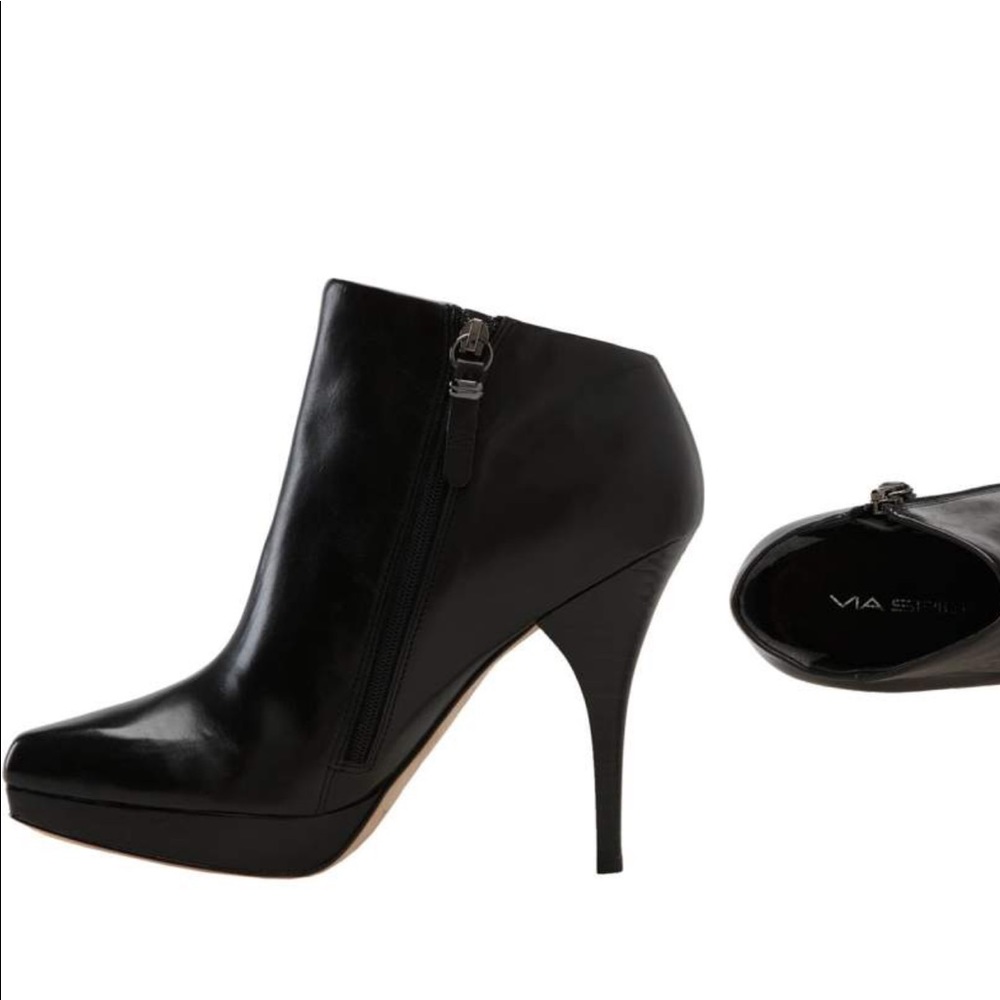 Via Spiga Ethos Bootie black leather