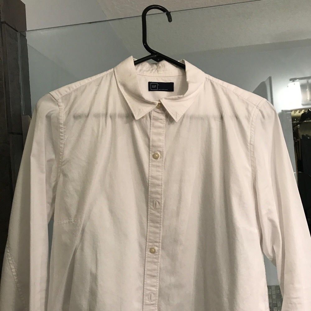 White Gap Oxford Shirt