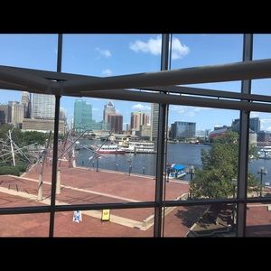 Meet your Posher, Linda