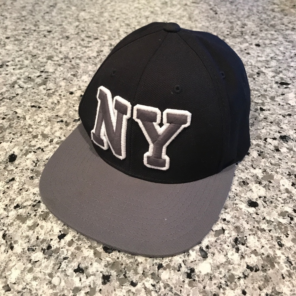 AEROPOSTALE CAP. SNAP BACK