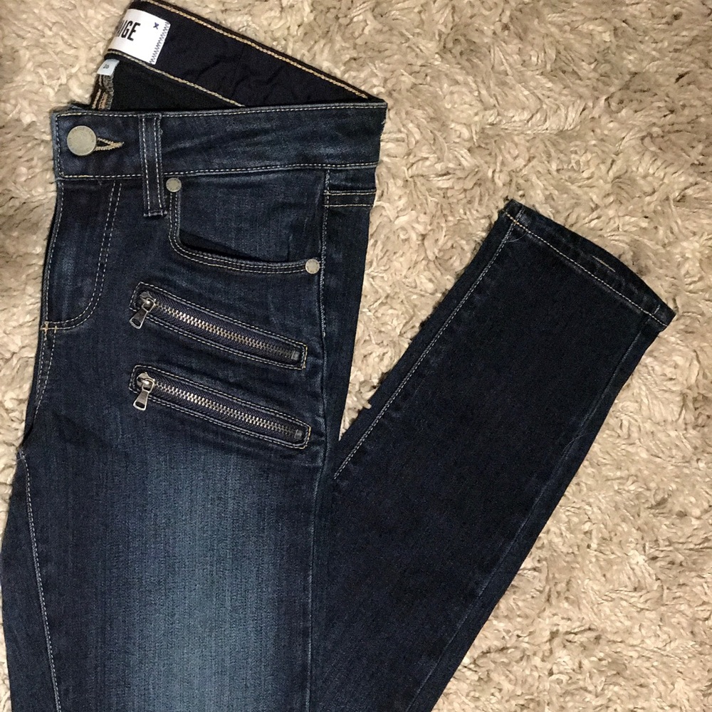 Paige Premium Denim•Skinny Jeans