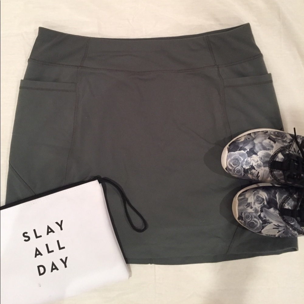 Athleta Excursion Skort