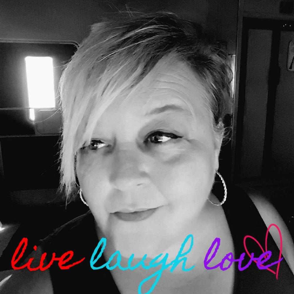 Meet your Posher, Denise