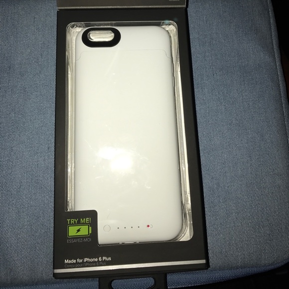 Mophie charger case for iPhone 6/6s Plus - Picture 2 of 3