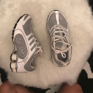 Nike shox sneaker