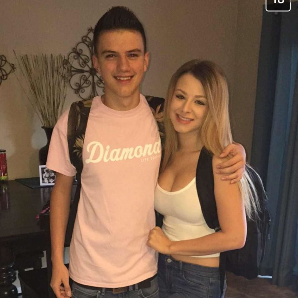 Meet your Posher, Jayme