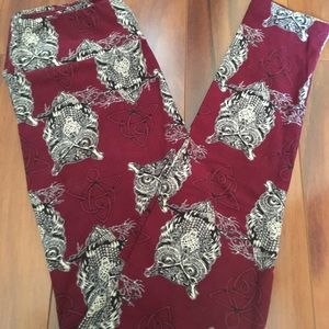 Lularoe OS Leggings Used Good Cond Maroon  Owls