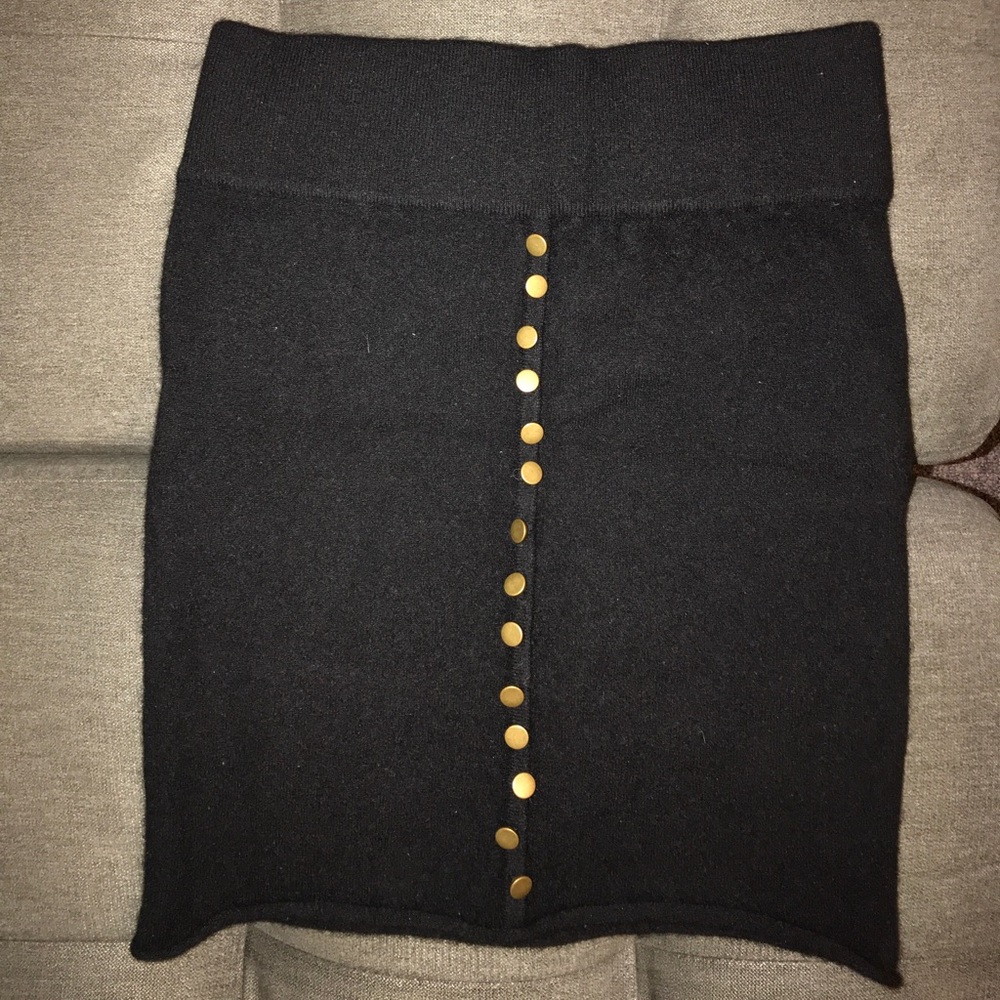 High waisted cashmere skirt