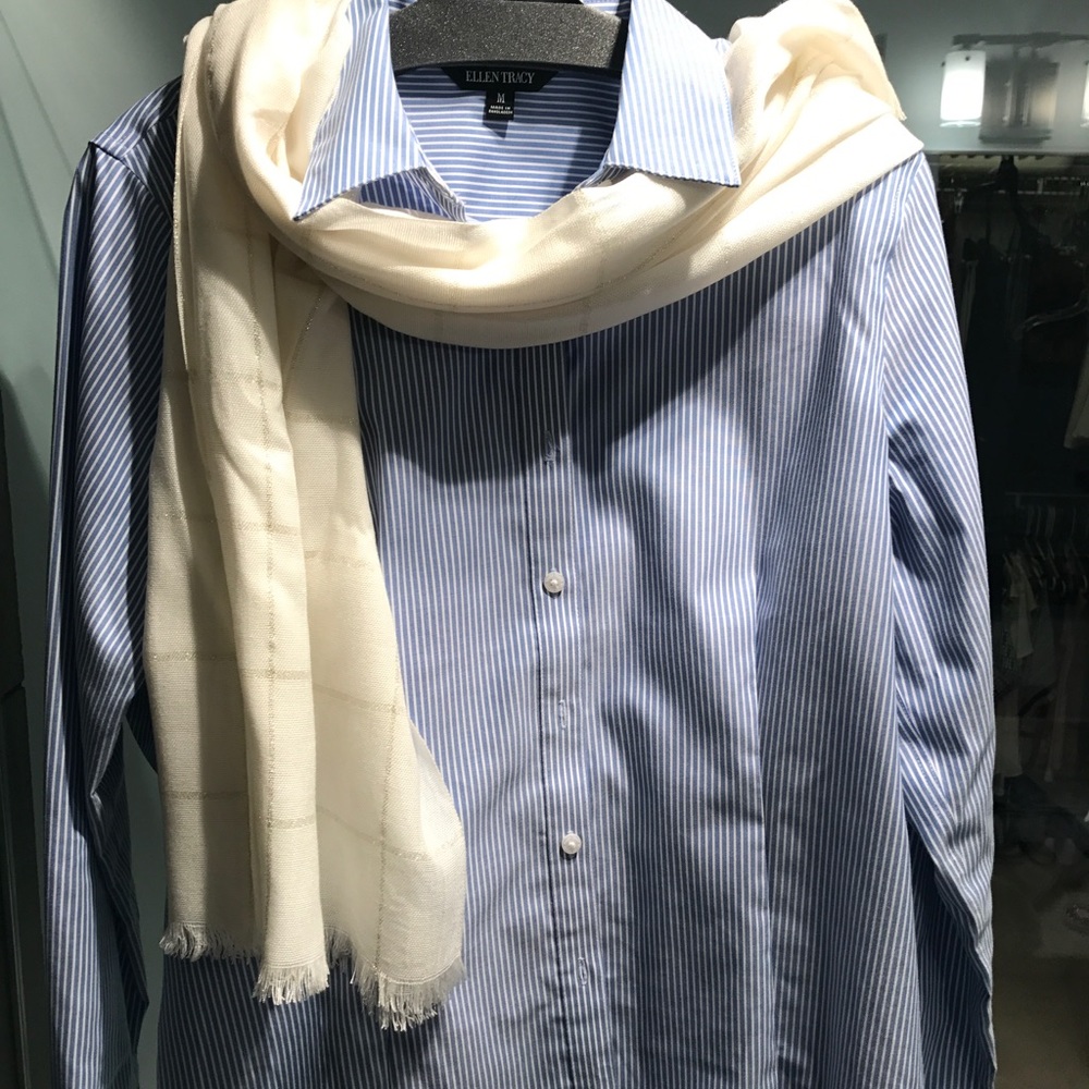 Ellen Tracy Button-Up Classic Shirt