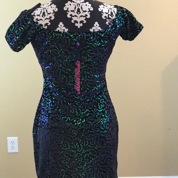 💕 Forever 21 Sequin Dress - Picture 2 of 3